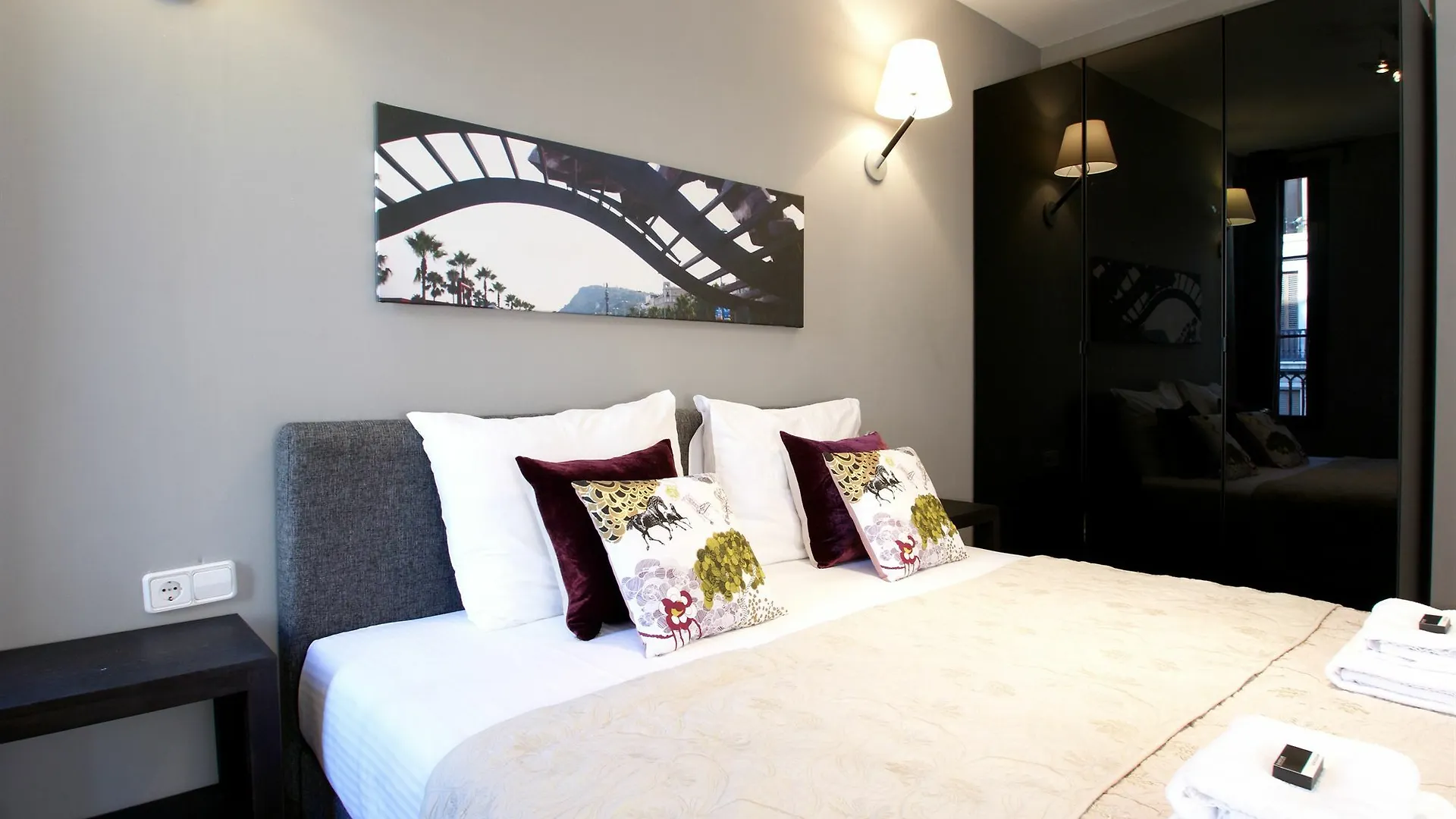 Short Stay Group Paseo De Gracia Serviced Apartments Barcelona 0*,