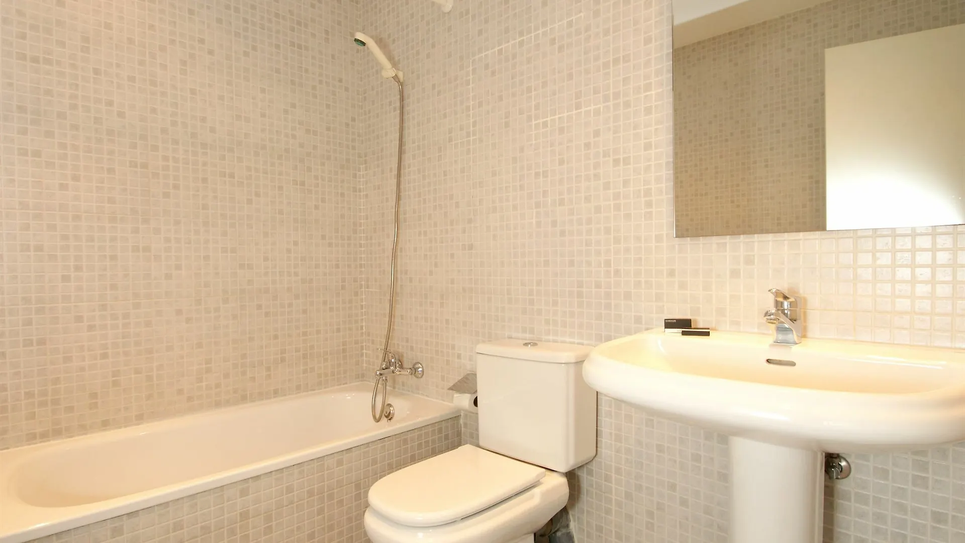 Short Stay Group Paseo De Gracia Serviced Apartments Barcelona